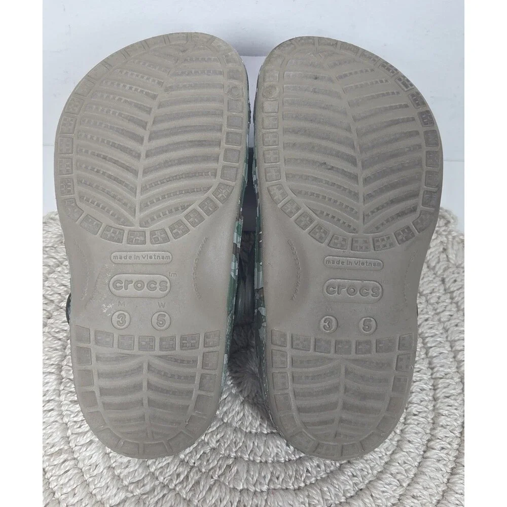 CROCS classic camo
